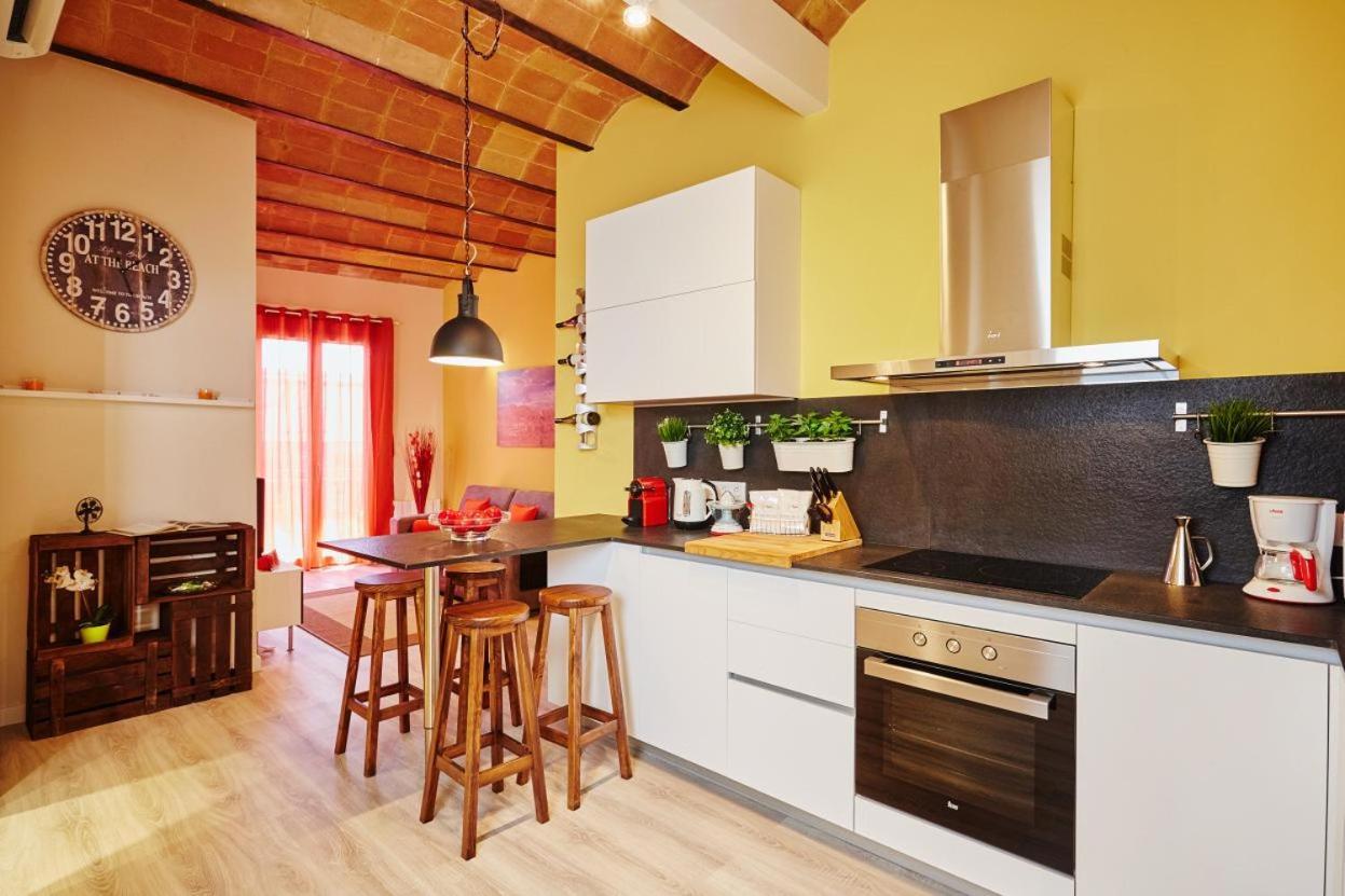 Lovely & Bright Bogatell Beach Apartment Барселона Екстериор снимка