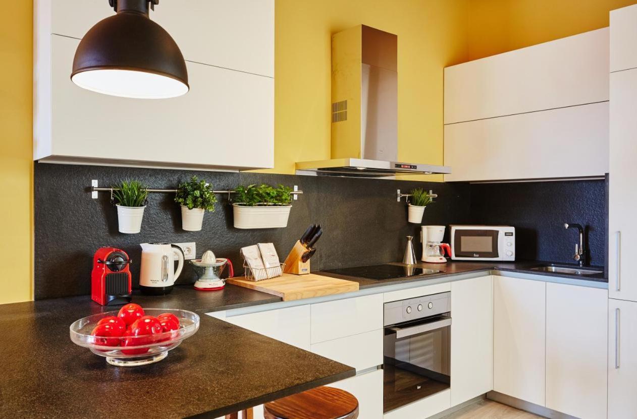 Lovely & Bright Bogatell Beach Apartment Барселона Екстериор снимка